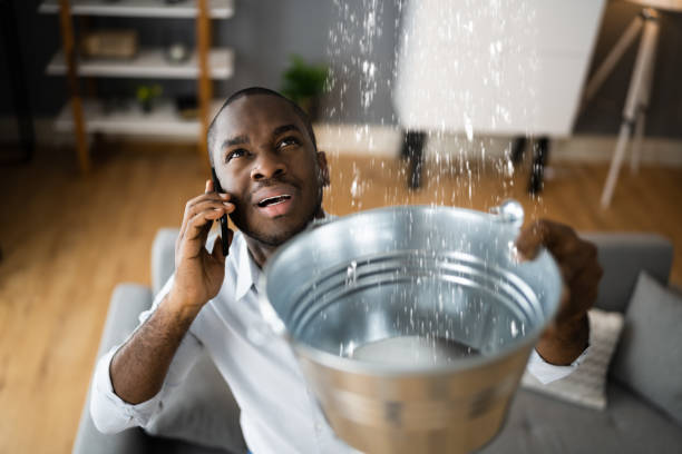 Water damage restoration process in Lincoln Park, PA
